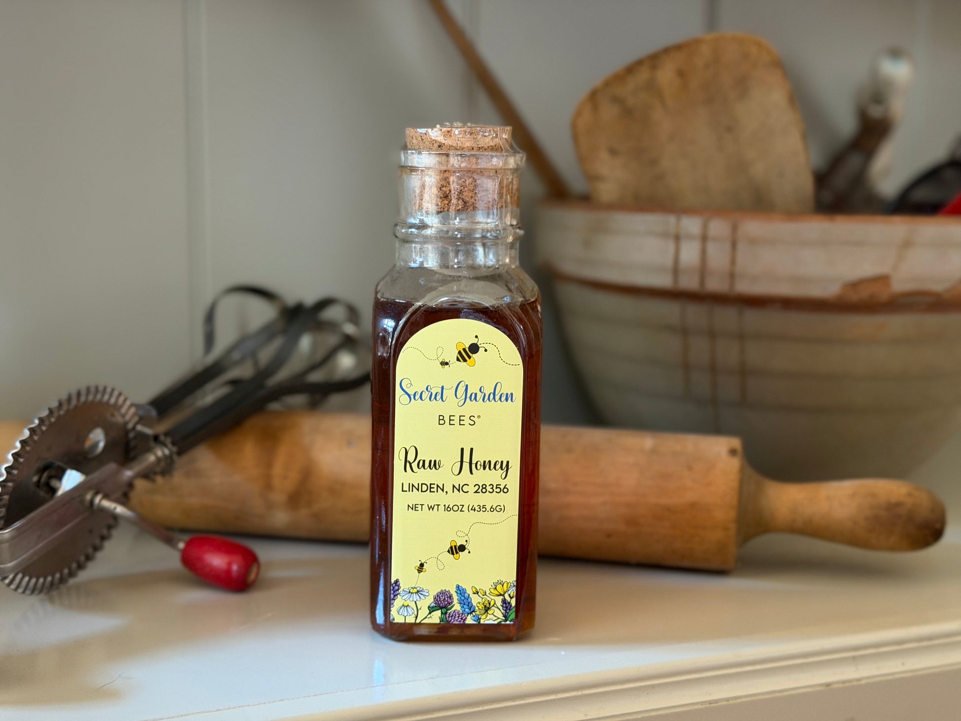 16 OZ RAW CLOVER HONEY - GLASS BOTTLE **SHIPPING NOT AVAILABLE**MUST PICK UP AT FARM STORE!